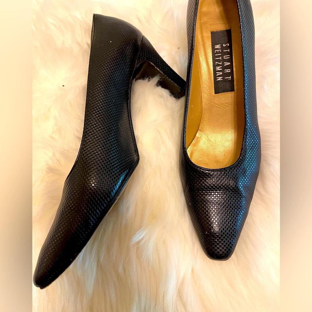 Stuart Weizmann Black Snake Skin High Heel Pumps 7 AA